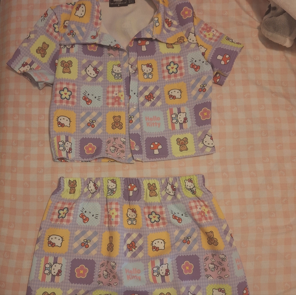 Hello Kitty New Girl Order Quilt Pattern Top and Skirt Set